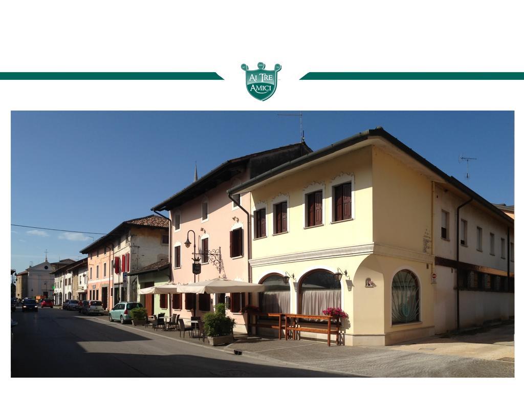 Trattoria Locanda Ai Tre Amici Mortegliano Kültér fotó